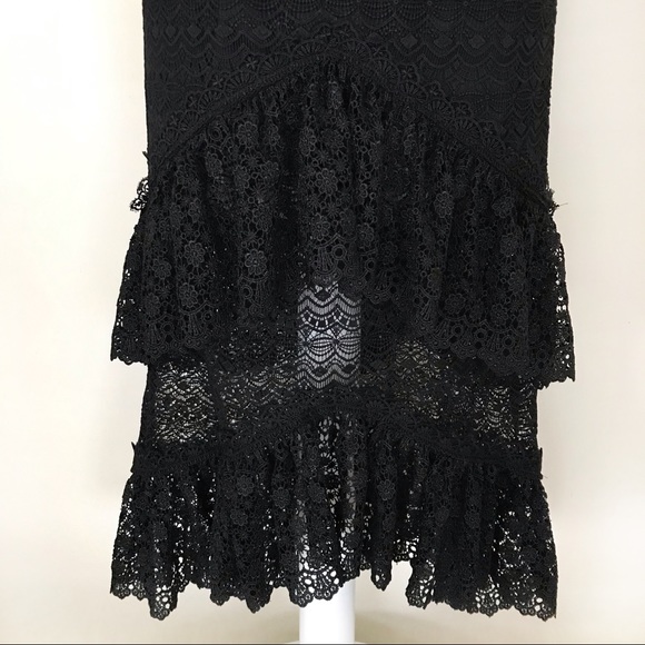 Amur Revolve Valentina Black Lace Dress 4 - Picture 6 of 8